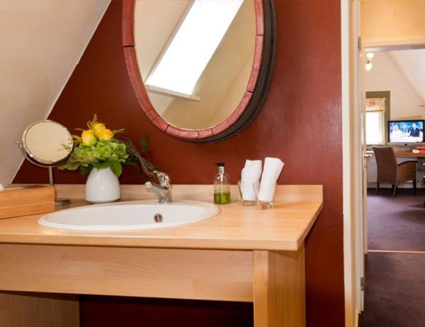 Hotel Laurentius Weikersheim Bagian luar foto