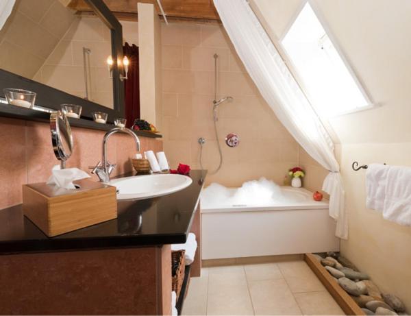 Hotel Laurentius Weikersheim Bagian luar foto
